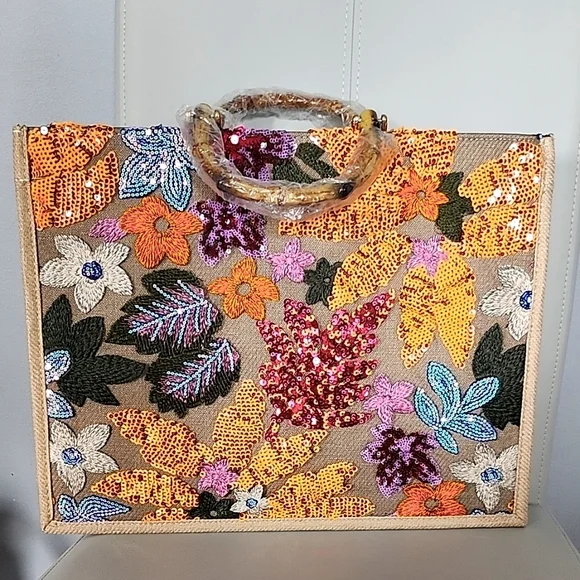 Floral Embroidered Tote Bag - Multicolor - Picture 1 of 9